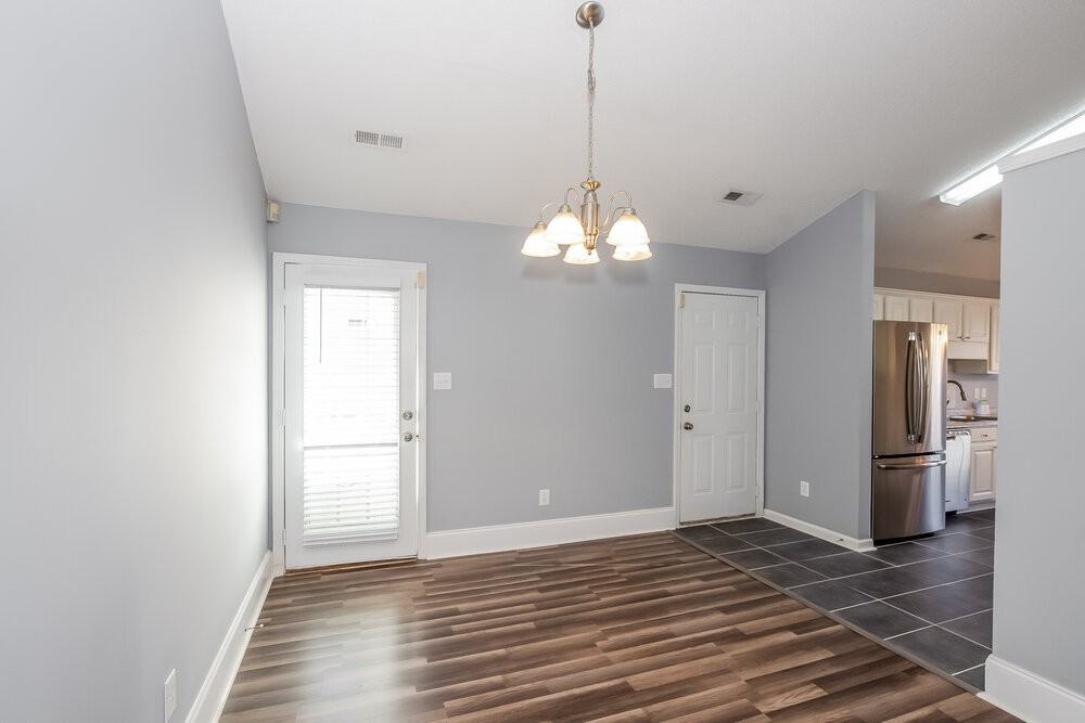 3280 Hawick Commons Dr - Photo 6 of 16