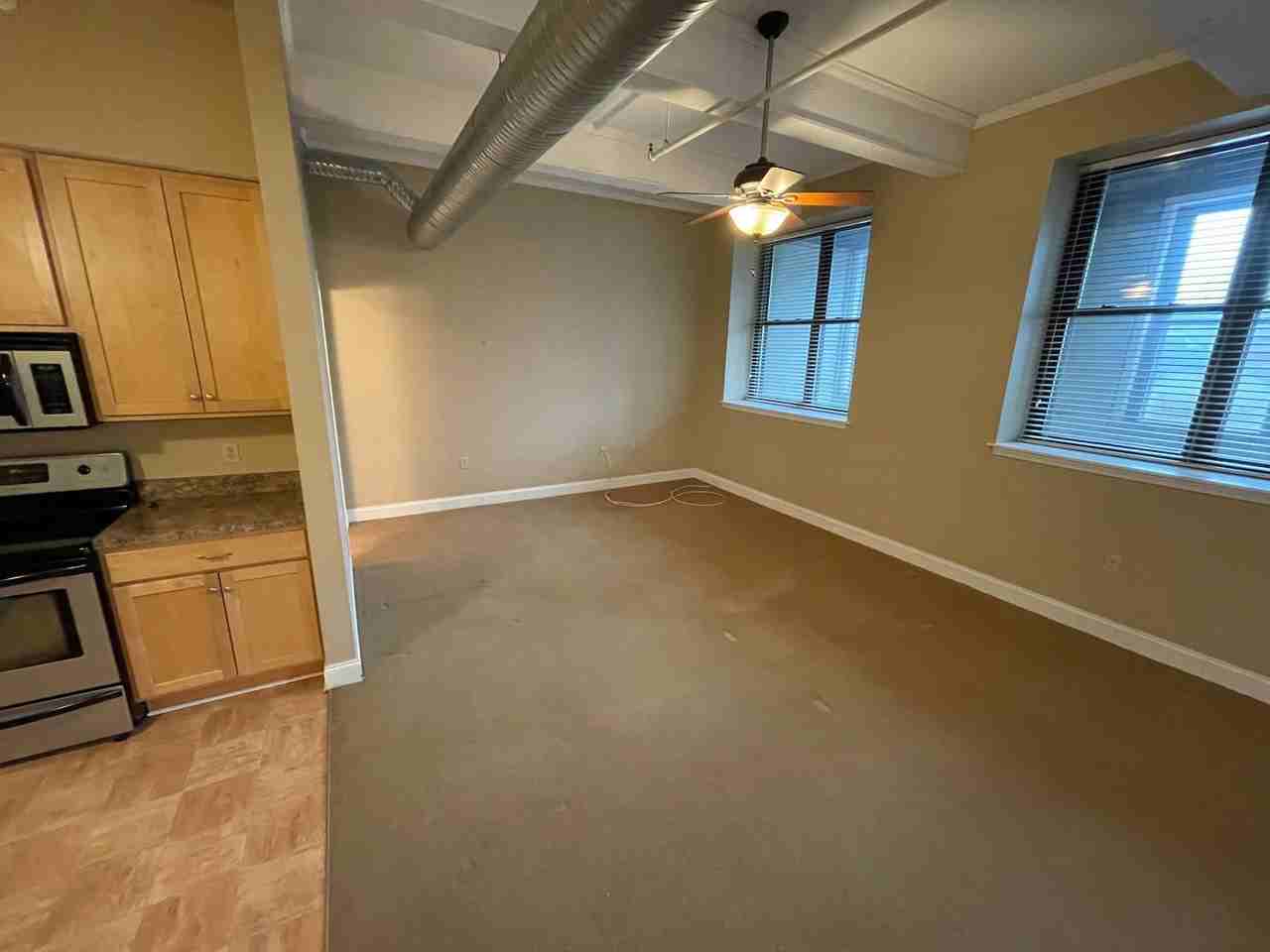 11 Fremont Street - Photo 6 of 38