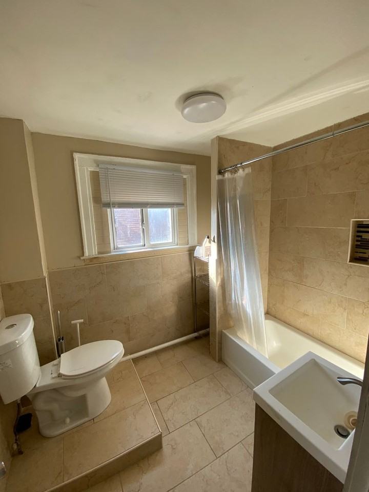 Zillow - Photo 4 of 50