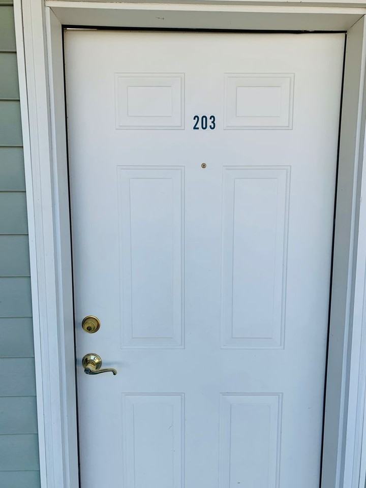1101 N Russell St #203 - Photo 6 of 10