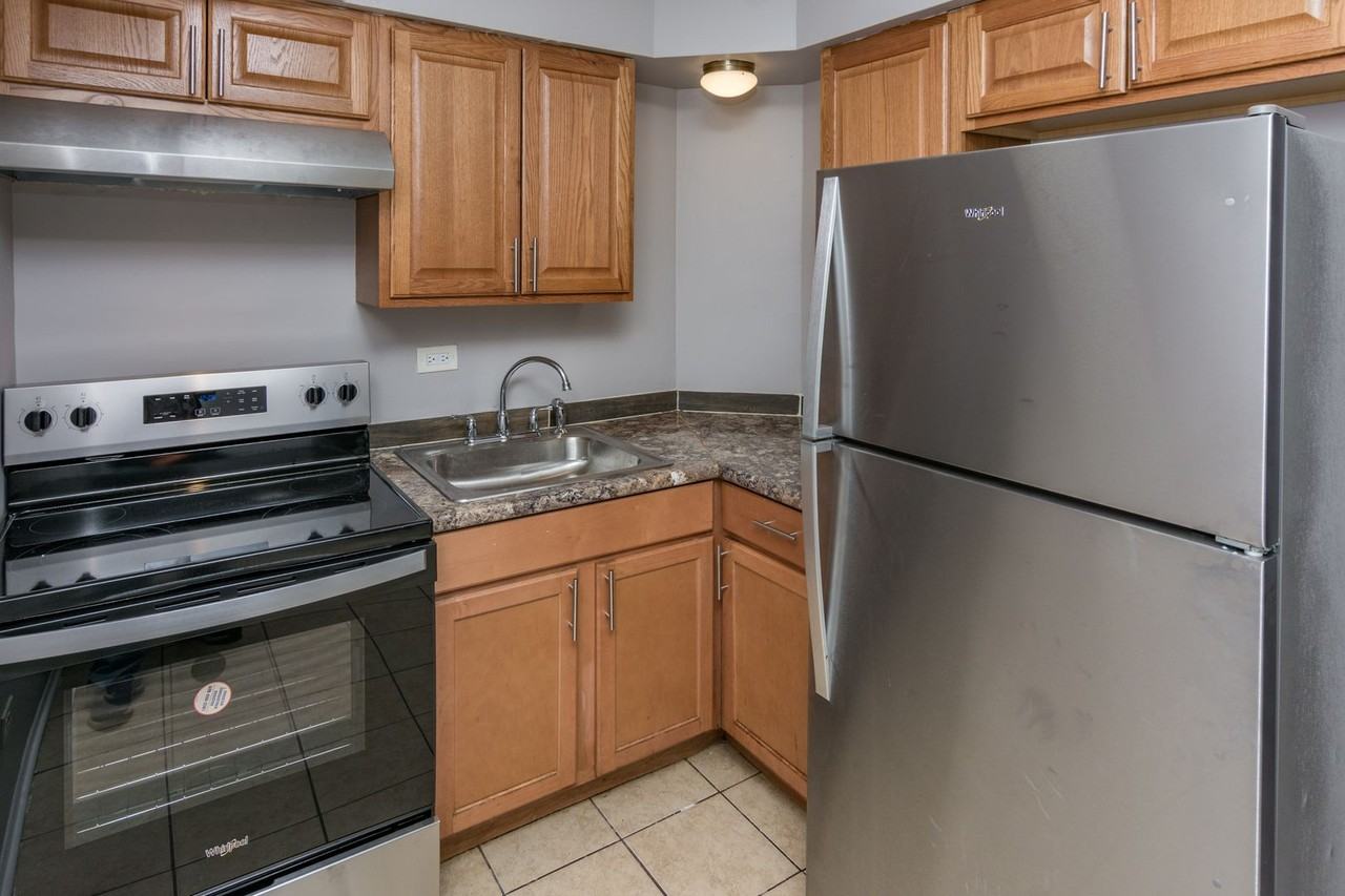 8213 S Exchange - Photo 3 of 8