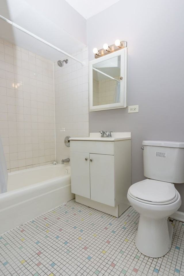 8213 S Exchange - Photo 4 of 8