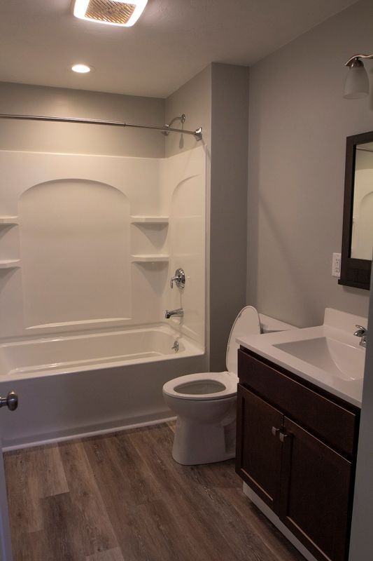 480 Hartford Pike - Photo 3 of 5