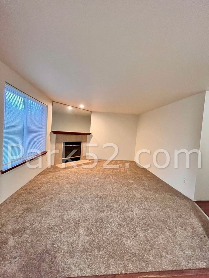 17728 85th Avenue Ct E #B - Photo 6 of 16