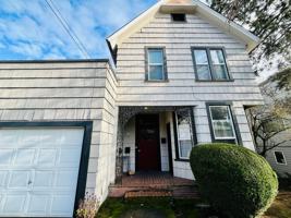 featured image of 4234 Sw View Point Ter