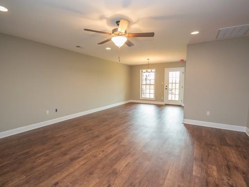 25313 Everblake Dr - Photo 5 of 13