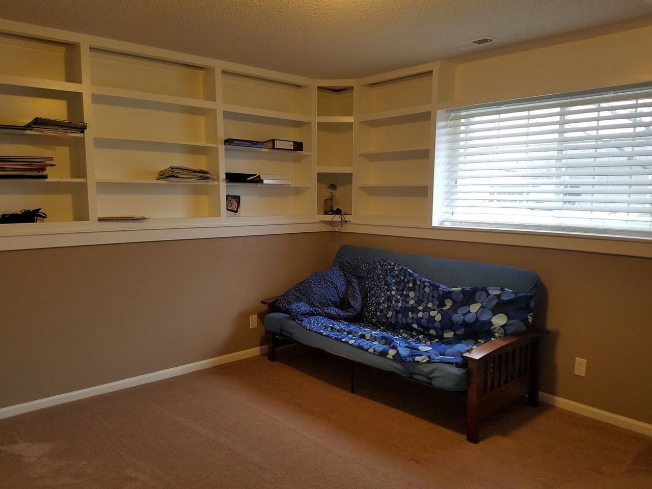 2916 Spring Garden St - Photo 3 of 16