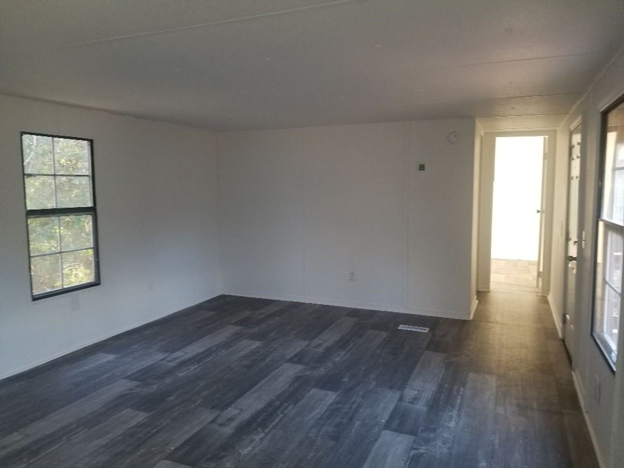 425 Riverbend Rd N #B - Photo 2 of 14