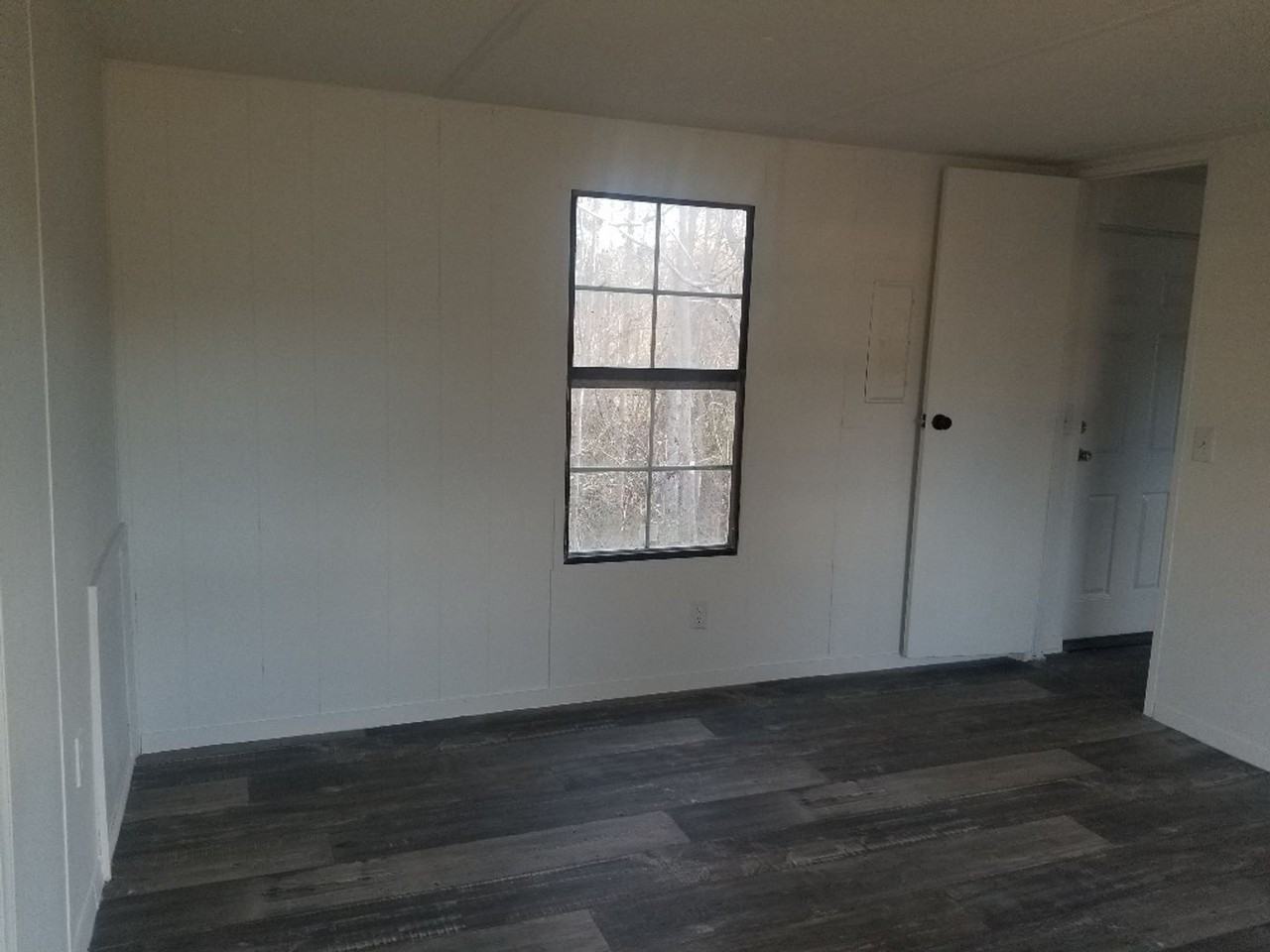 425 Riverbend Rd N #B - Photo 6 of 14