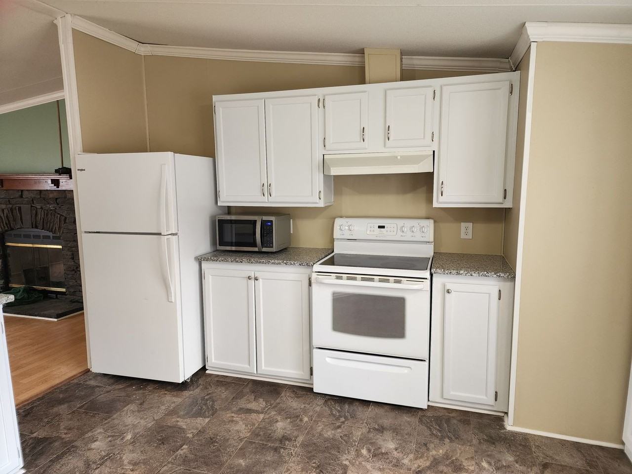 134 Brandenburg Dr - Photo 5 of 17