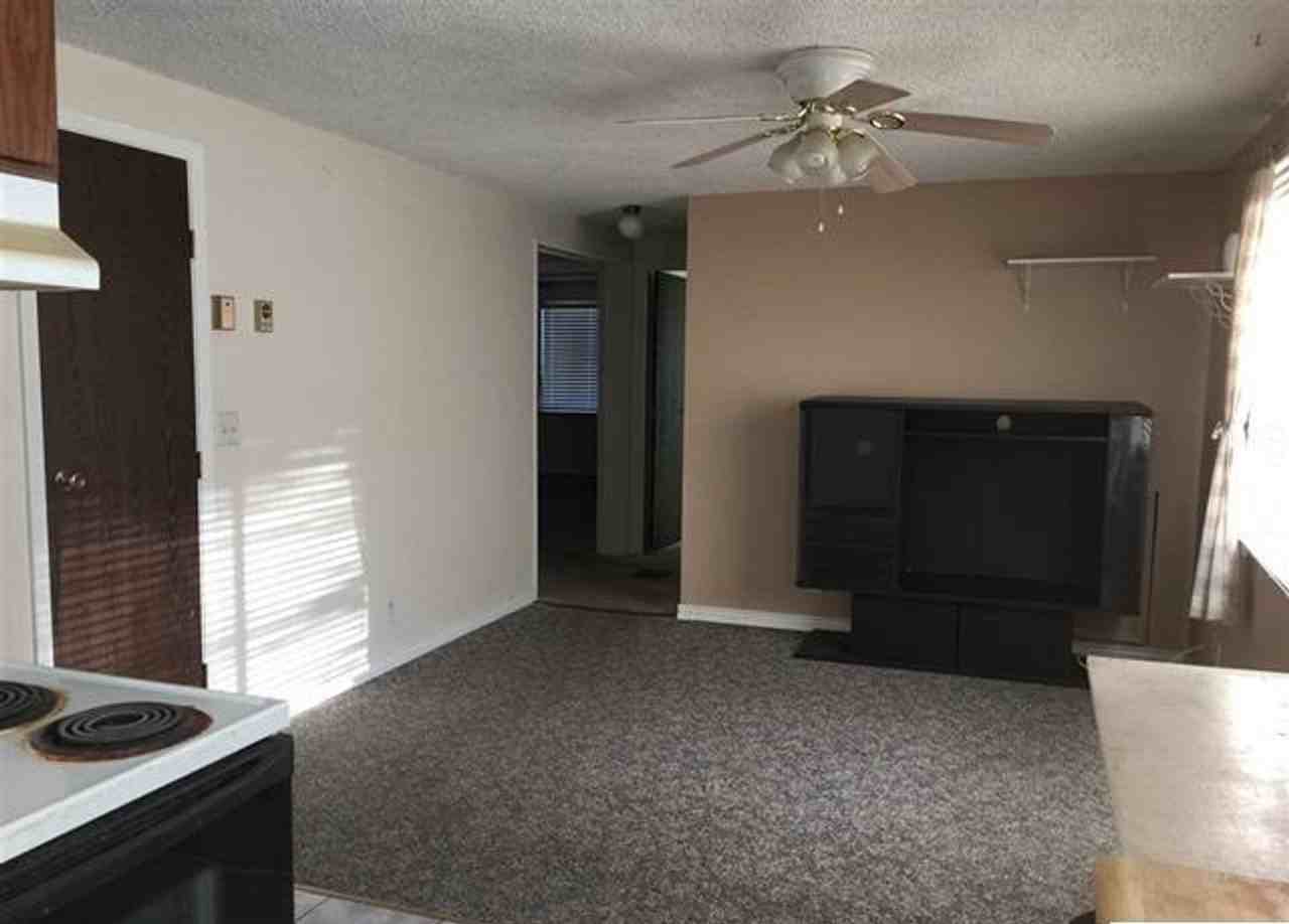 113 Heather Dr - Photo 2 of 12