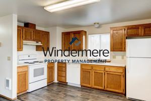 featured image of 76 N Oak Harbor St