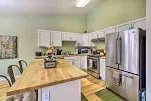 2432 Glacier St - Photo 1 of 1