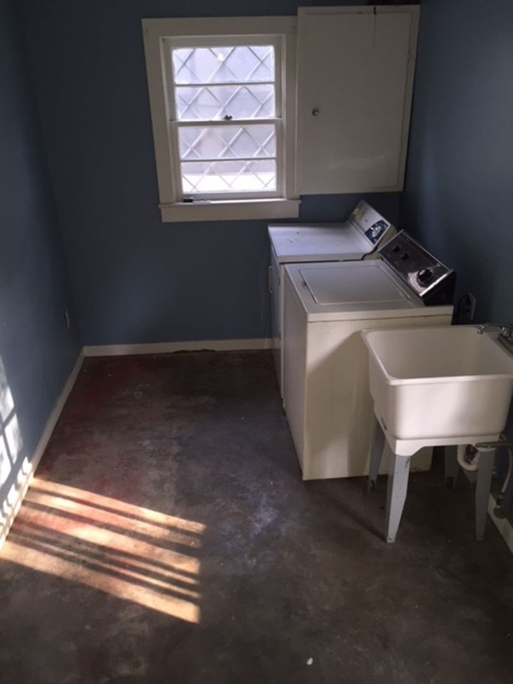 1704 W Port St - Photo 2 of 9