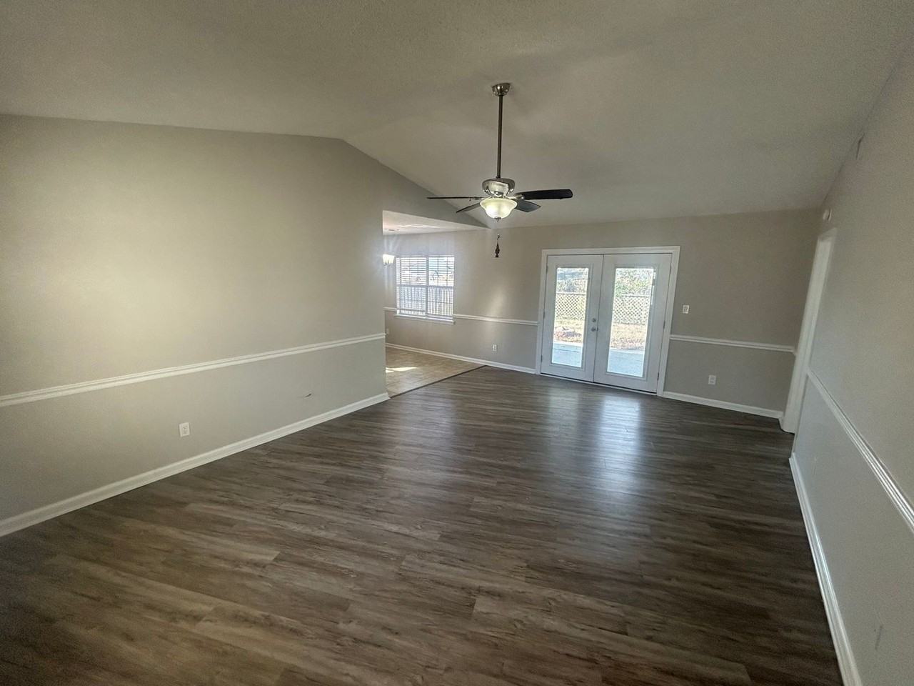 2729 Temperance Dr - Photo 2 of 17