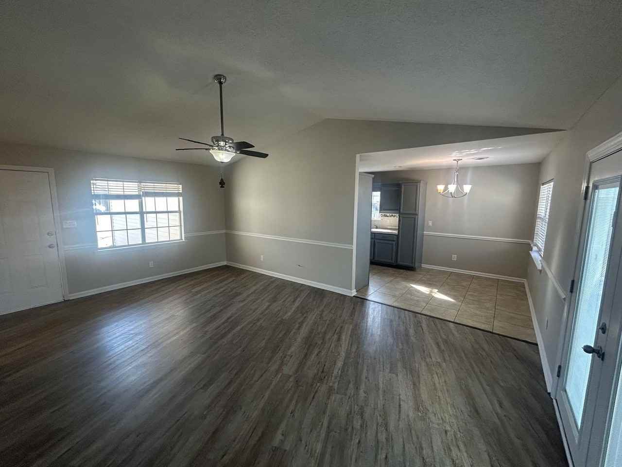 2729 Temperance Dr - Photo 3 of 17