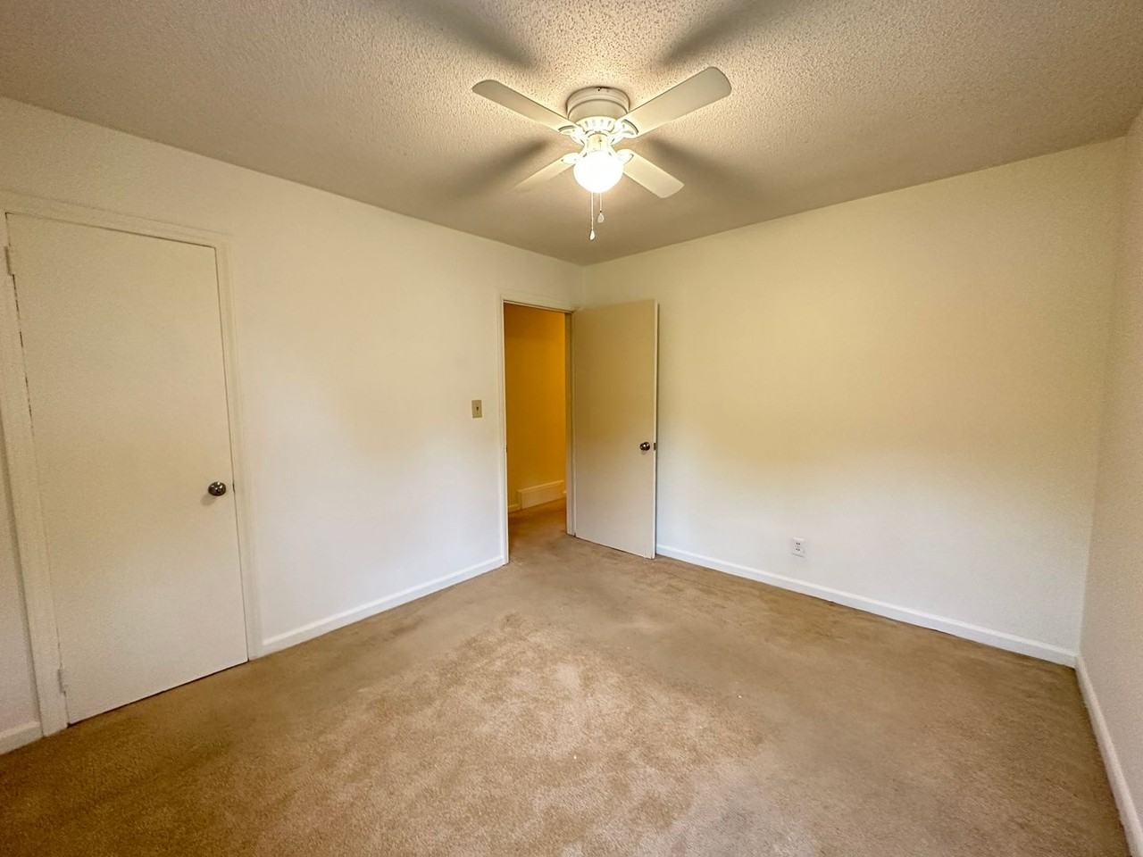 1533 Sherwood Street - Photo 6 of 10