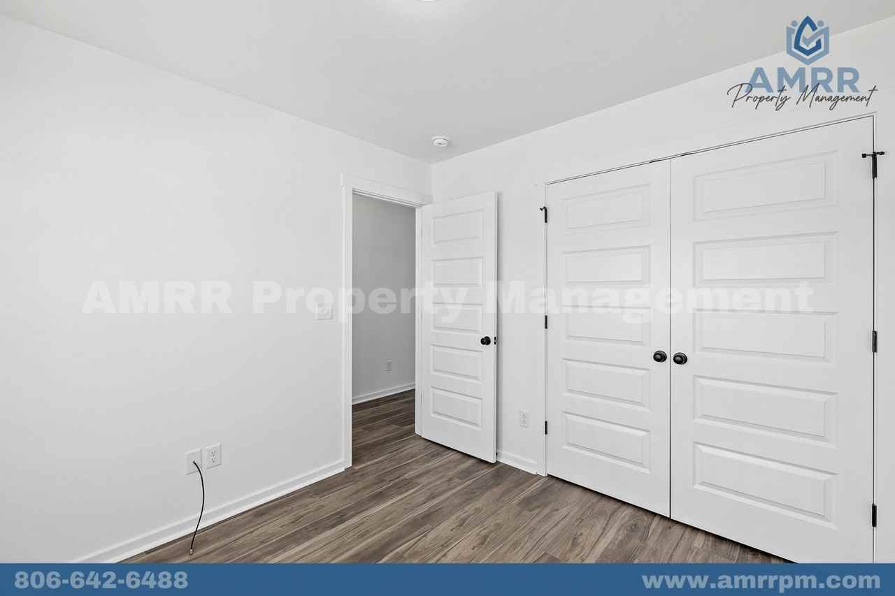 1206 Sw 2nd Ave - Photo 6 of 27