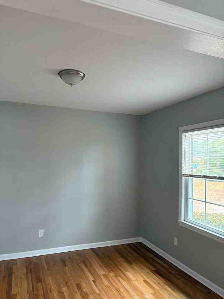 3205 Autumn Ave - Photo 2 of 20