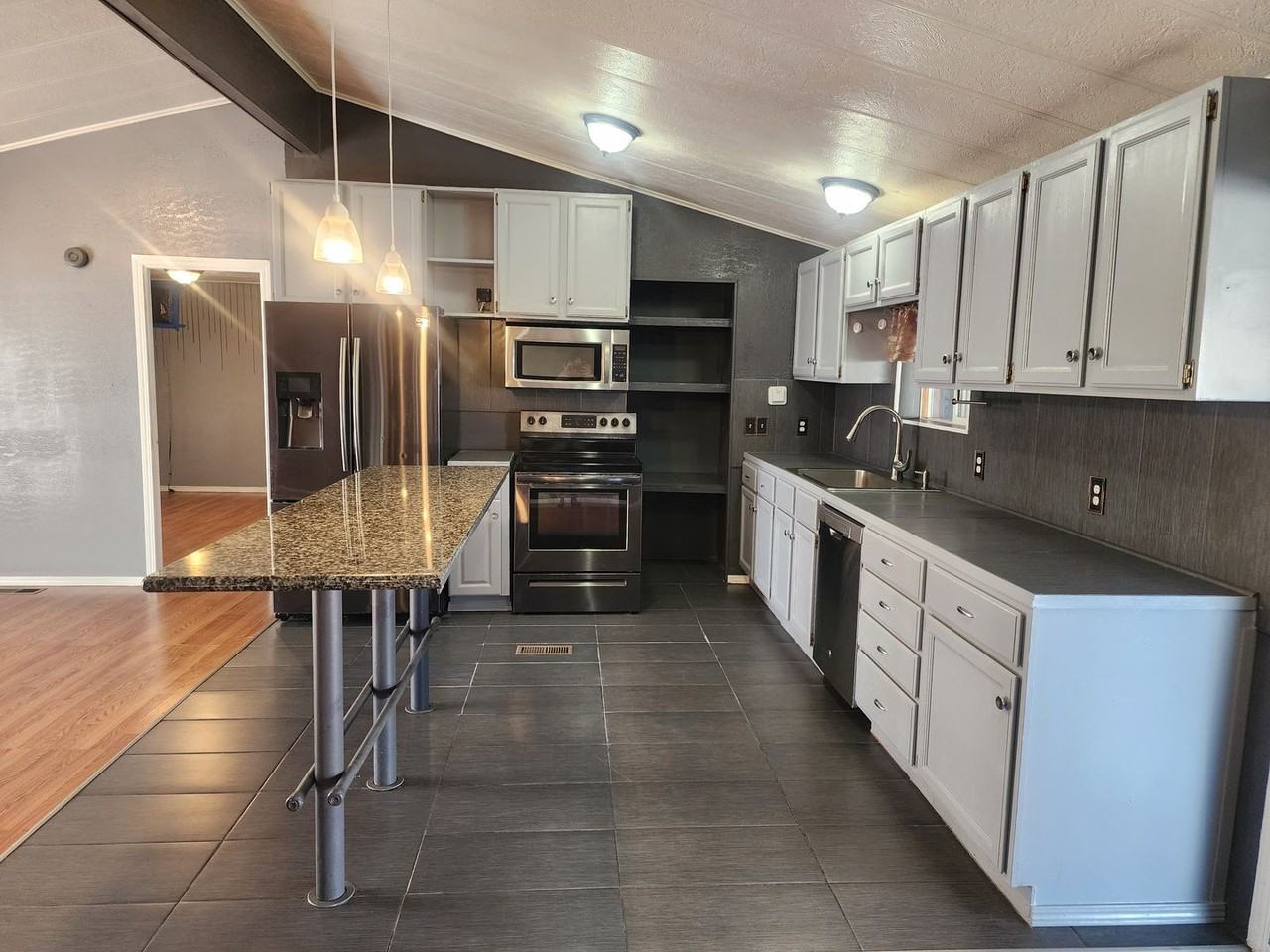 17755 Blackbird Dr - Photo 7 of 26