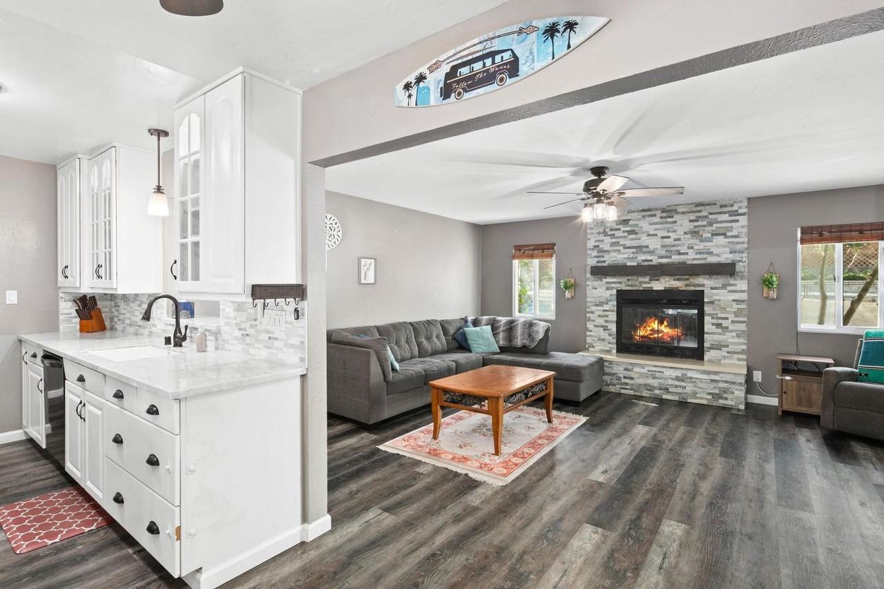 752 Osage St - Photo 5 of 27