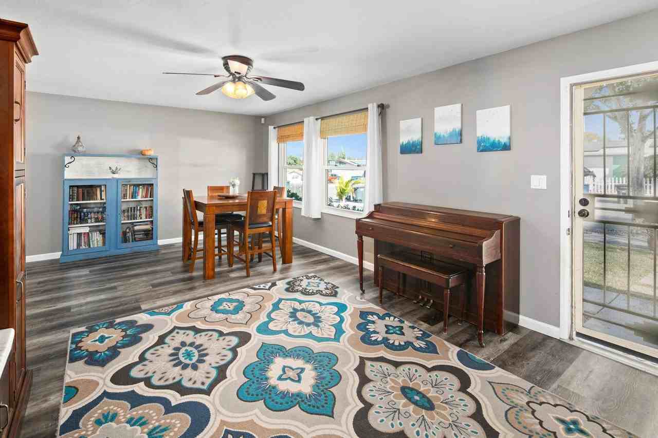 752 Osage St - Photo 7 of 27