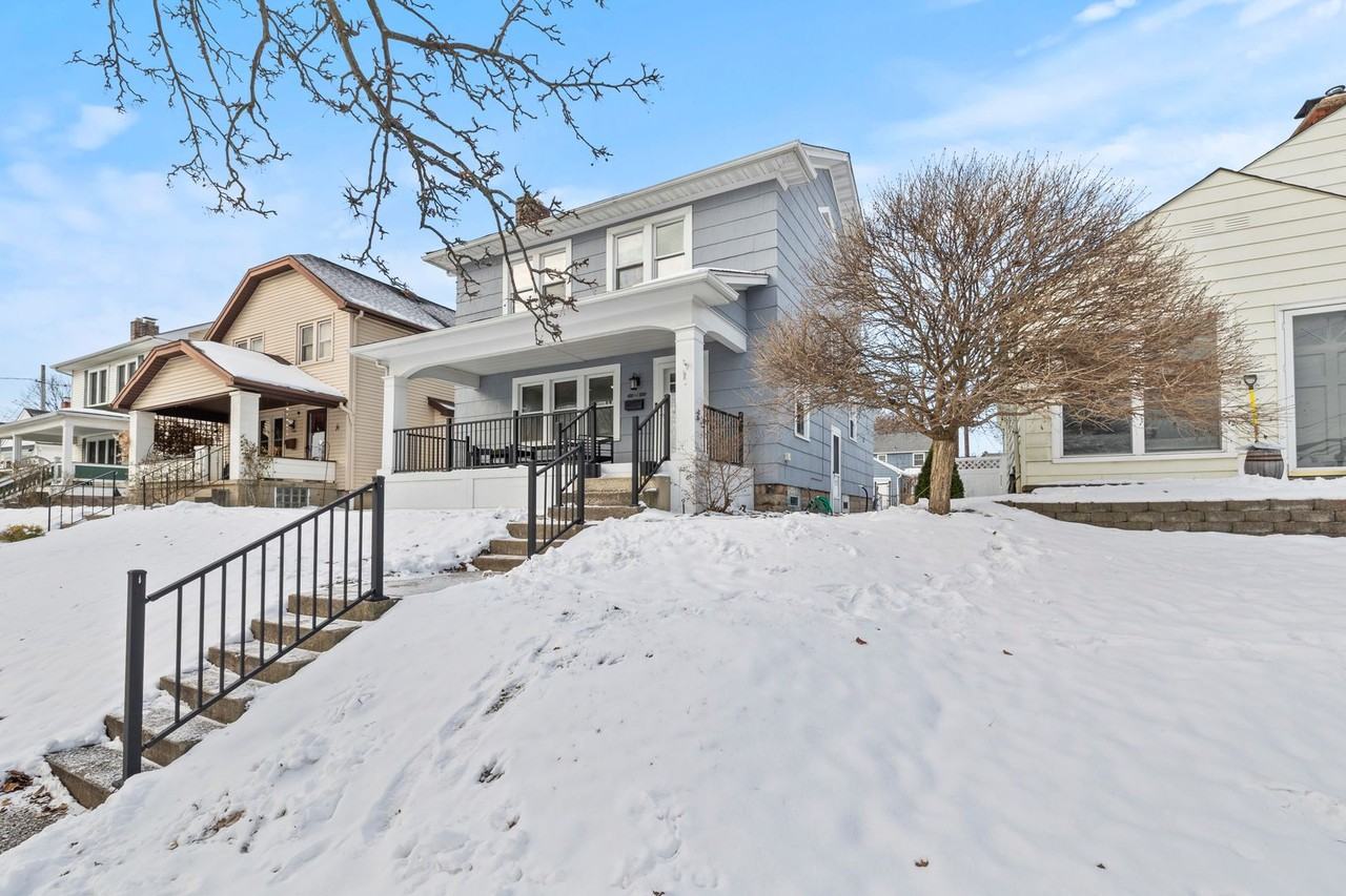 1229 Holly Ave - Photo 2 of 21
