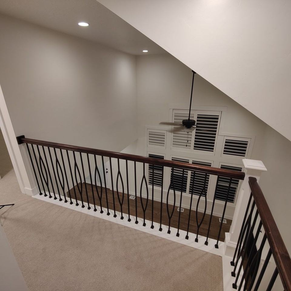 682 E Benbrook Ln - Photo 7 of 24