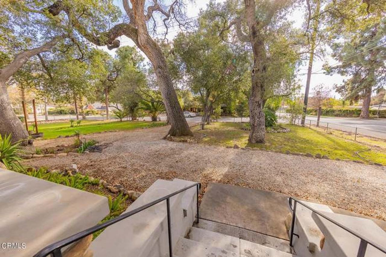 112 W Aliso St - Photo 2 of 22