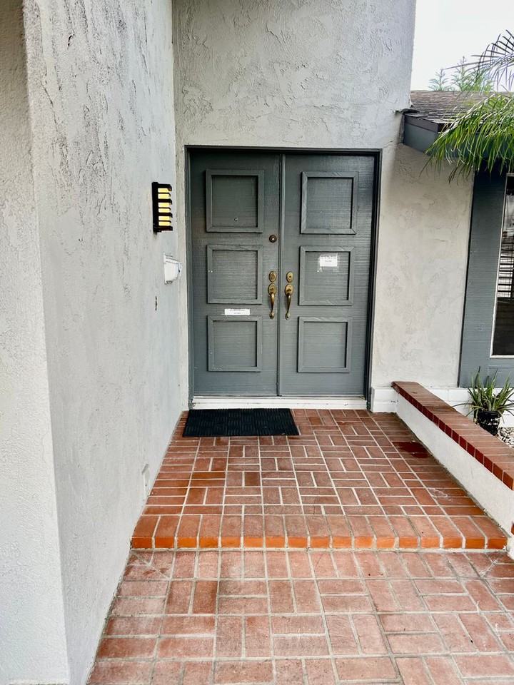 918 W Alton Ave - Photo 3 of 23