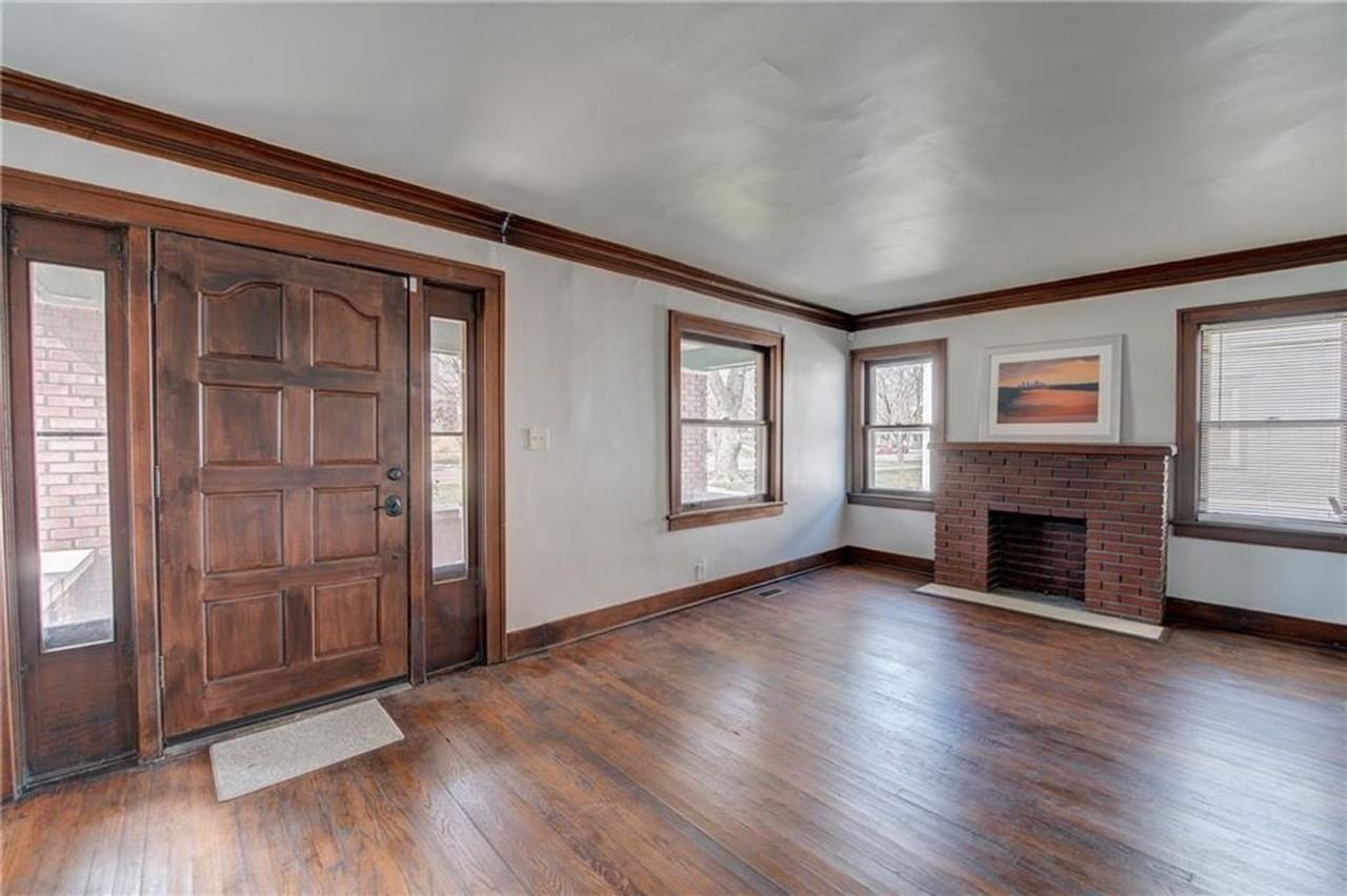 125 Van Brunt Blvd - Photo 3 of 24