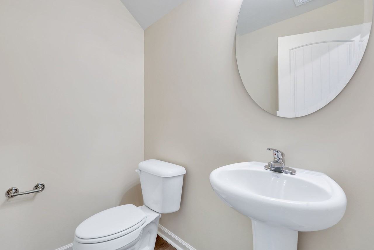304 304 Toler Avenue - 304 Toler - interior townhome - Photo 5 of 50