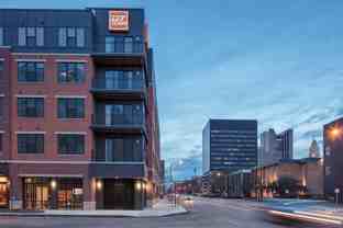 223 E Town St - Photo 1 of 1