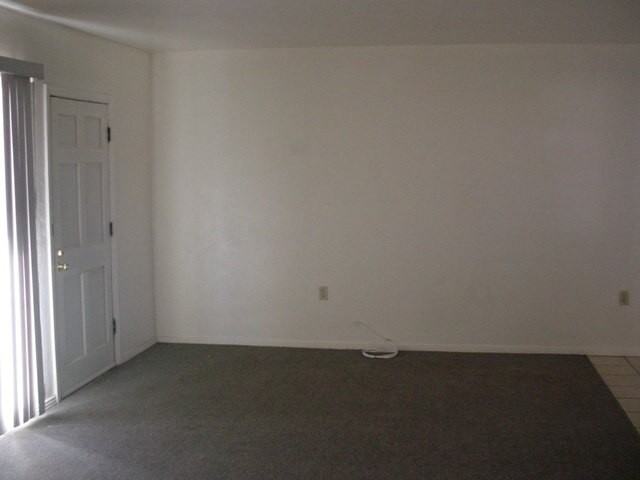 240 Pecos St - Photo 3 of 7