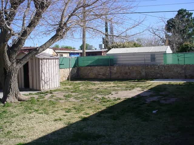 240 Pecos St - Photo 2 of 7