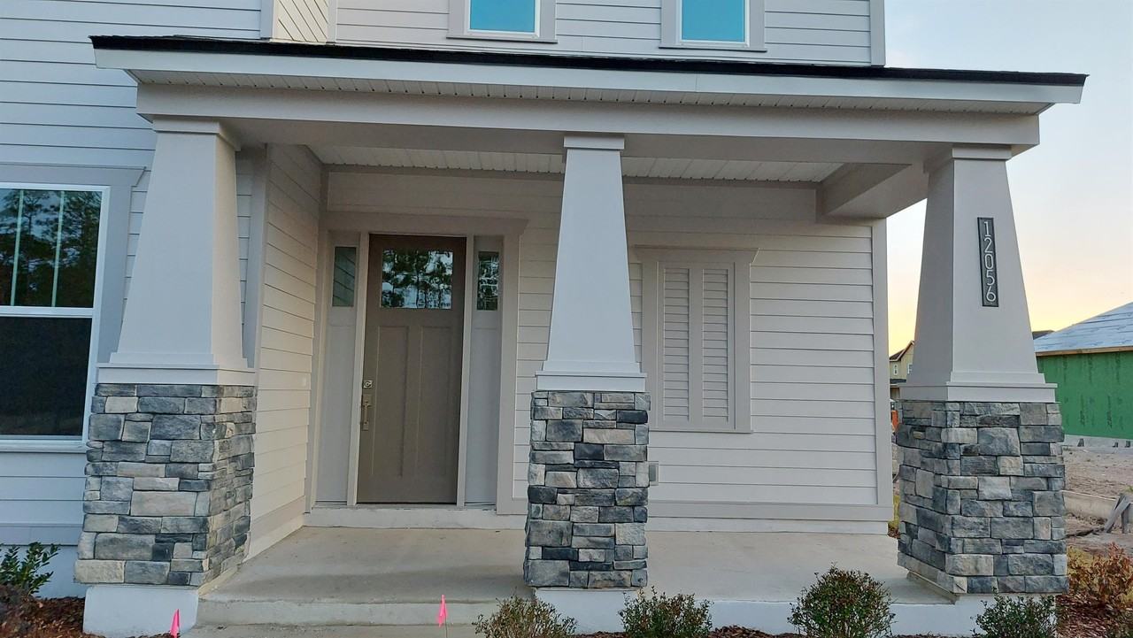 12056 Generations Ave - Photo 4 of 15