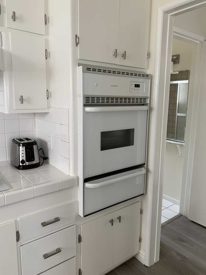 141 San Fernando Ave - Photo 2 of 13
