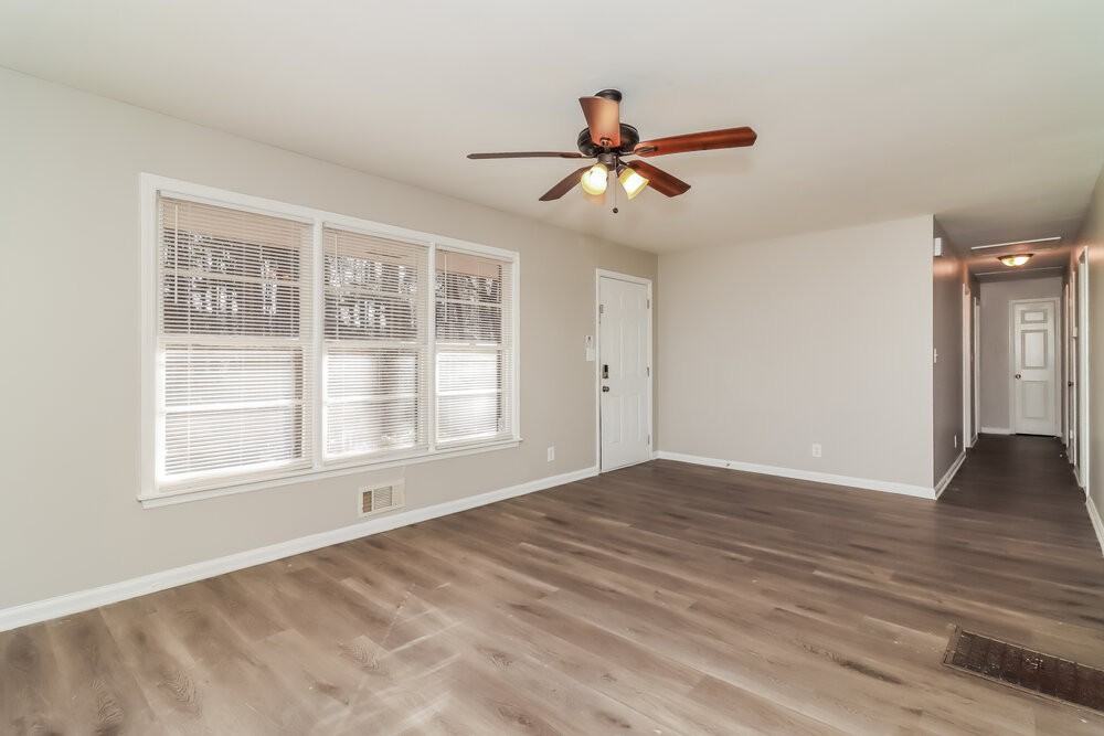 3415 Lee Pl - Photo 4 of 16