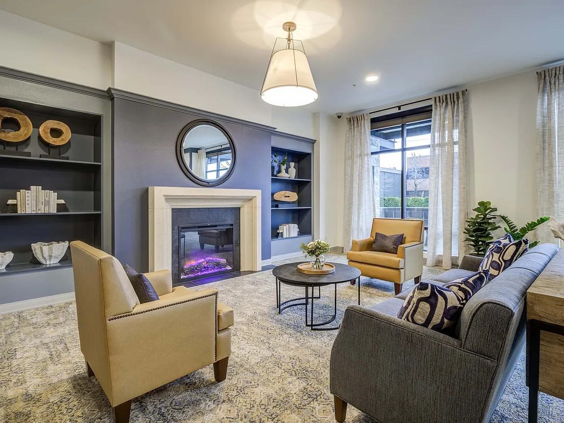 Ovation at Meeker - Photo 5 of 8