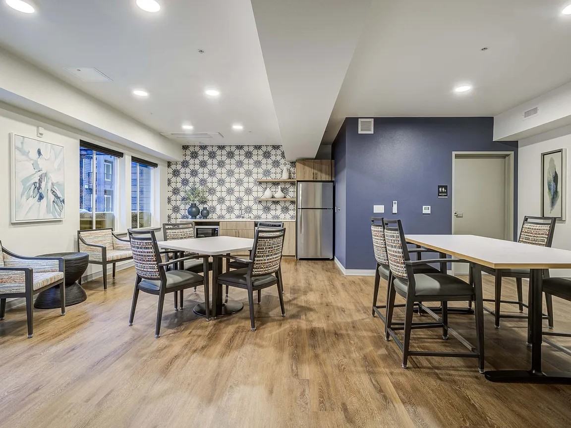 Ovation at Meeker - Photo 7 of 8