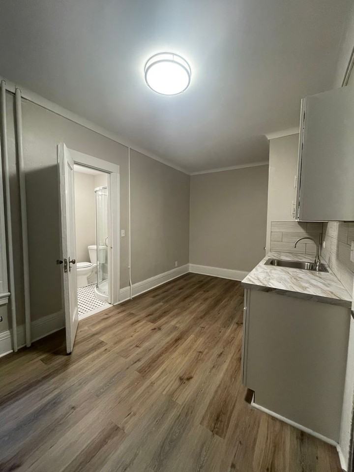 Normandie Apartments - Photo 5 of 11