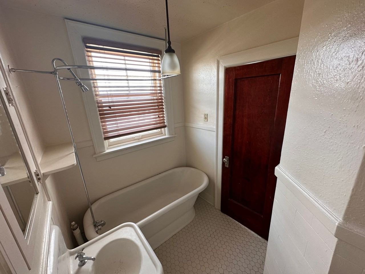 Ebert Apartments - Photo 4 of 4