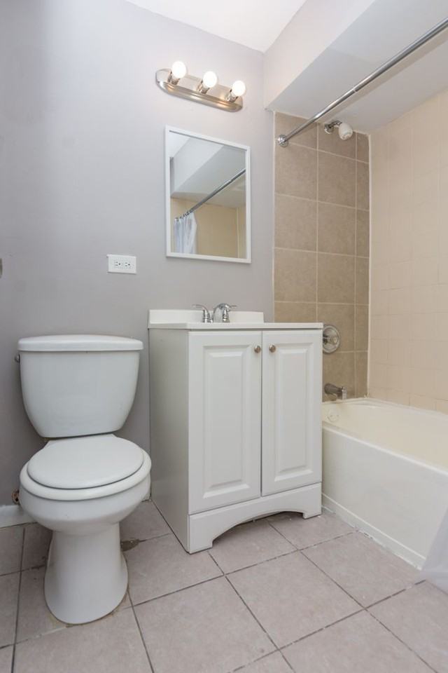 8223 S Exchange - Photo 5 of 7