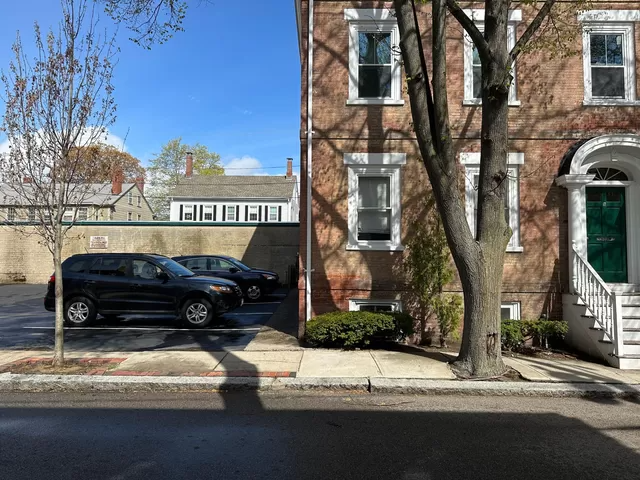 17 Pickman St #5 - Photo 2 of 14