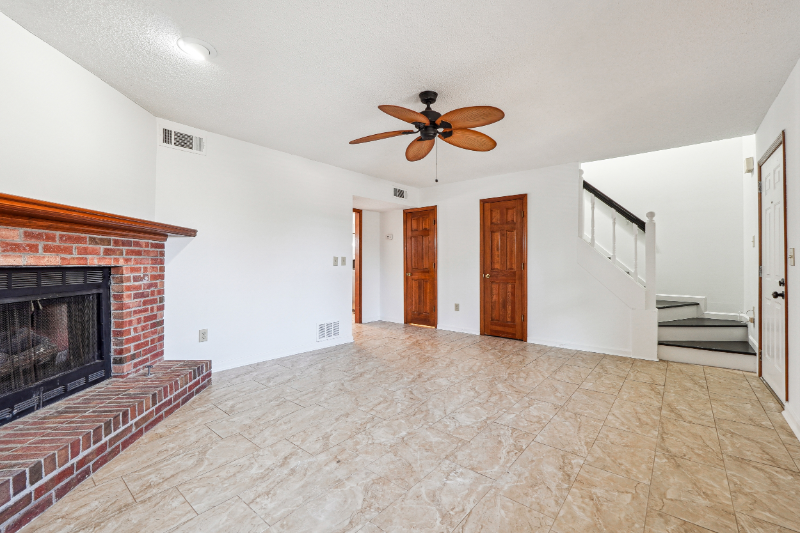 4010 Sand Wedge Cir Nw - Photo 4 of 20