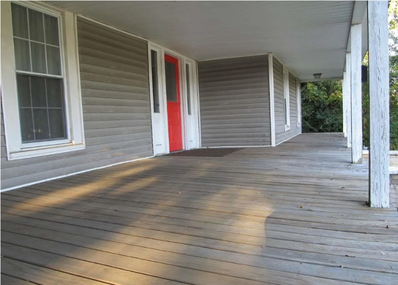 521 E Greer St - Photo 3 of 15