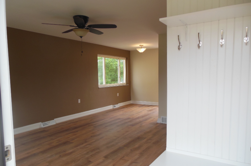 306 Eutaw St - Photo 2 of 16