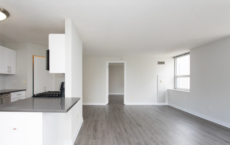 530 N State St #3407 - Photo 5 of 11