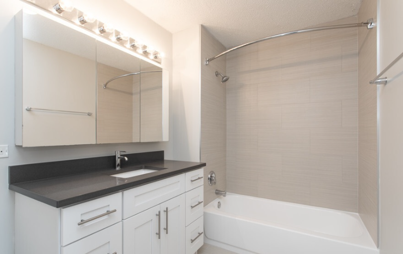 530 N State St #3407 - Photo 7 of 11