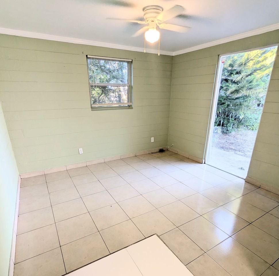 1013 Lewis Dr ##Db - Photo 3 of 13